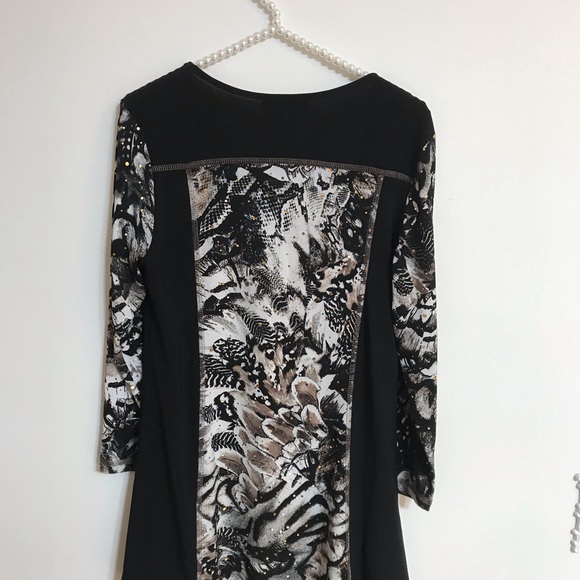 Bali Black & White Animal Print Pullover Top, Size M - Picture 8 of 12